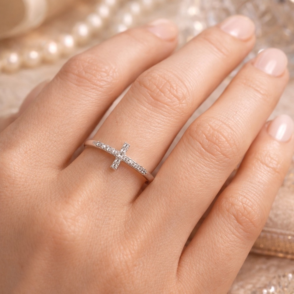 Elegant Silver Cross Ring Gold Plated size 7